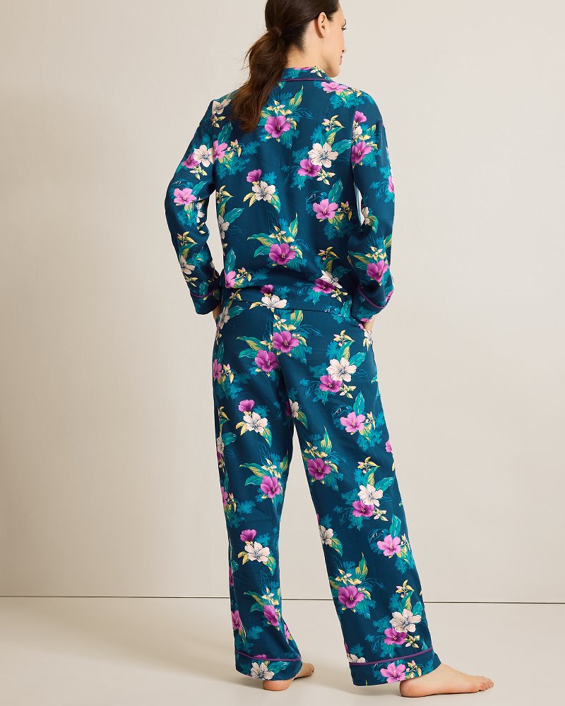 Tommy Bahama Trusted - Woven Sateen Long Sleeve & Pants Pajama Set