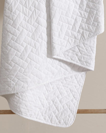 Tommy Bahama Hot Sale - Solid King Quilt/Sham Set