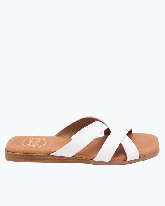 Tommy Bahama Signature - André Assous Koral Featherweights™ Sandals