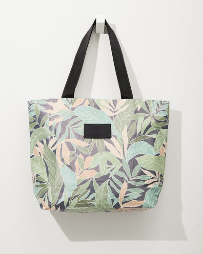 Tommy Bahama Deals - Aloha Collection Cusco Day Tripper Tote