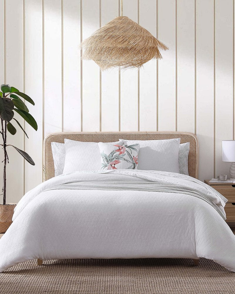 Tommy Bahama Discount - Wicker Woven 3-Piece Full/Queen Comforter Set