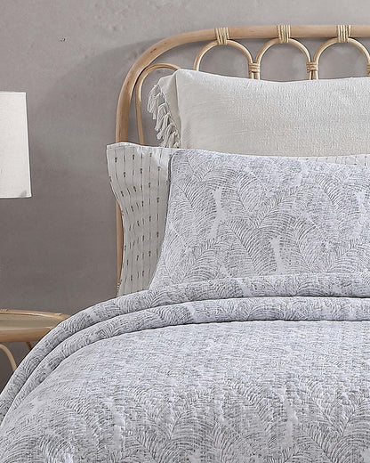 Tommy Bahama Latest - Water Leaves 3-Piece Full/Queen Quilt Set