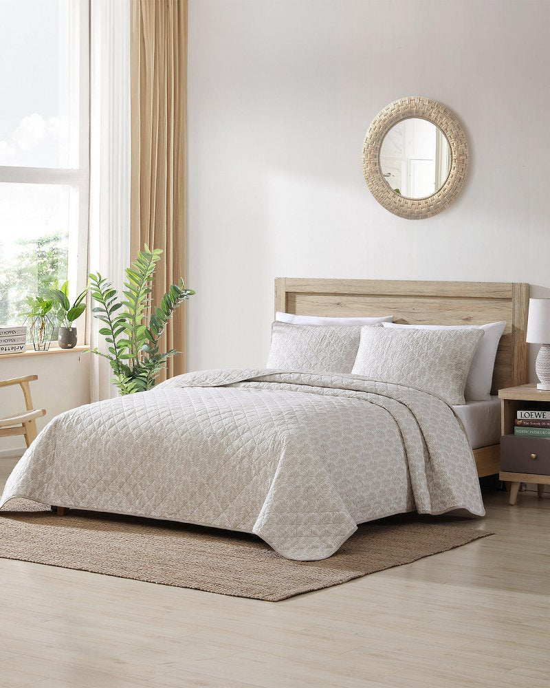 Tommy Bahama Recommended - Bahama Fronds Reversible 2-Piece Twin Quilt Set