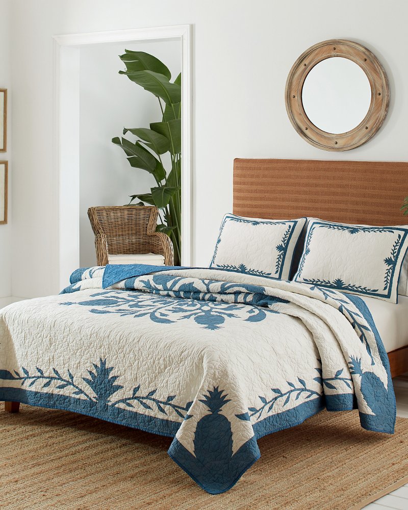 Tommy Bahama Recommended - Aloha Pineapple Full/Queen Quilt