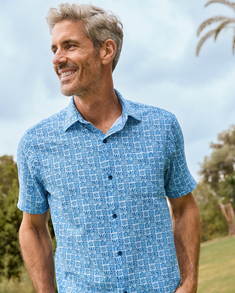 Tommy Bahama Trending - Bahama Coast Cozumel Tiles IslandZone® Shirt