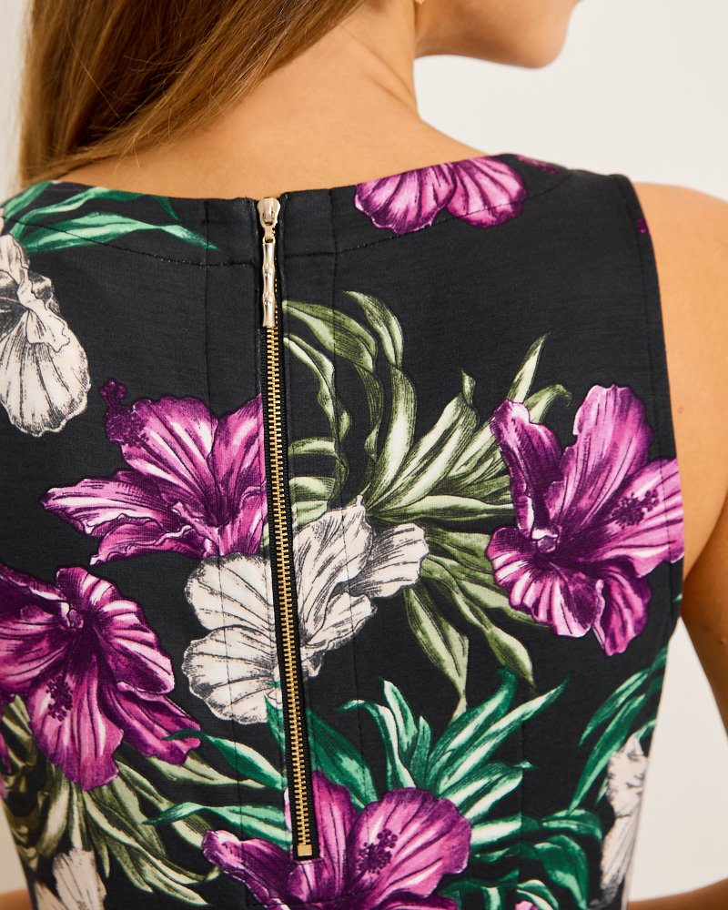 Tommy Bahama Special Offer - Darcy Villa Garden V-Neck Sheath Dress